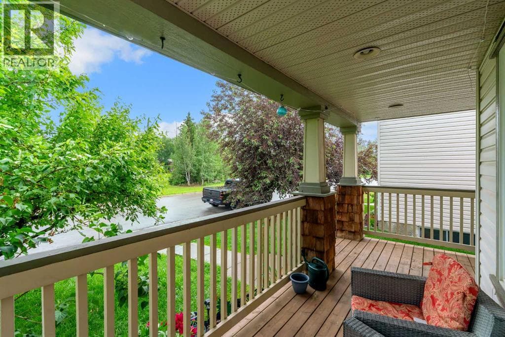 12 Copperfield Rise SE — photo 4
