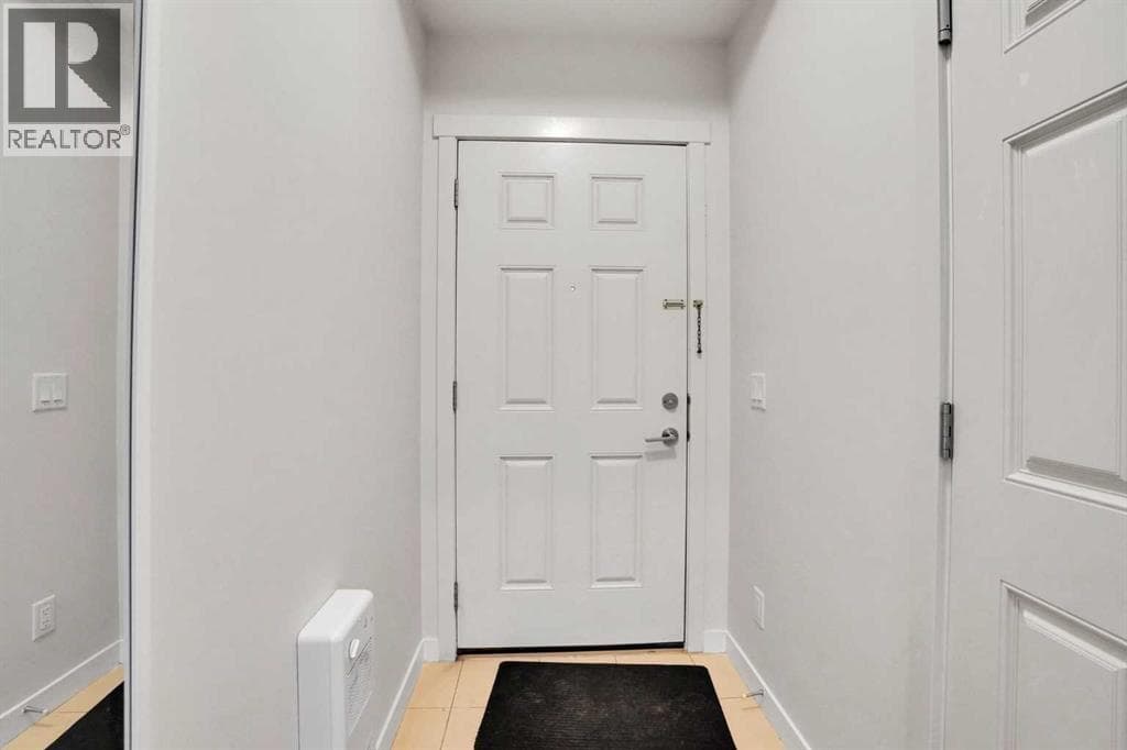986 Sherwood Boulevard NW — photo 4