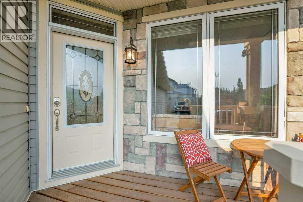 52 Crystal Green Way — photo 3