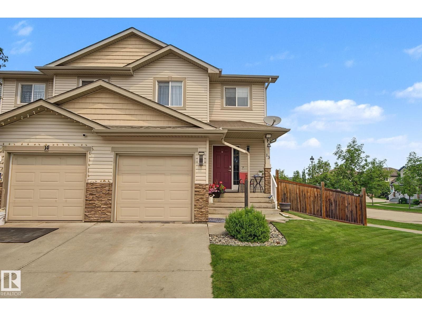 #13 85 SPRUCE VILLAGE DR West DR