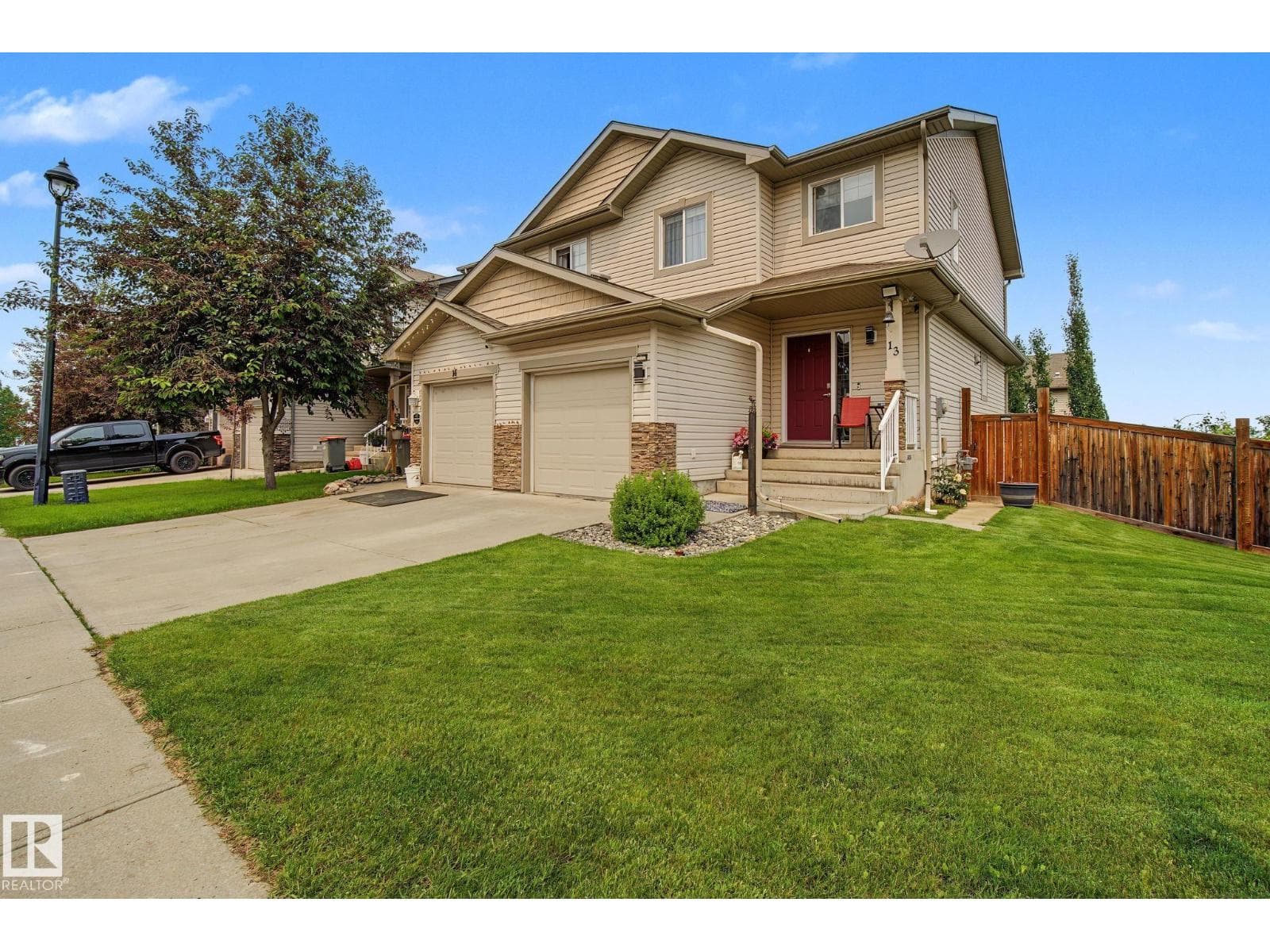 #13 85 SPRUCE VILLAGE DR West DR — photo 3