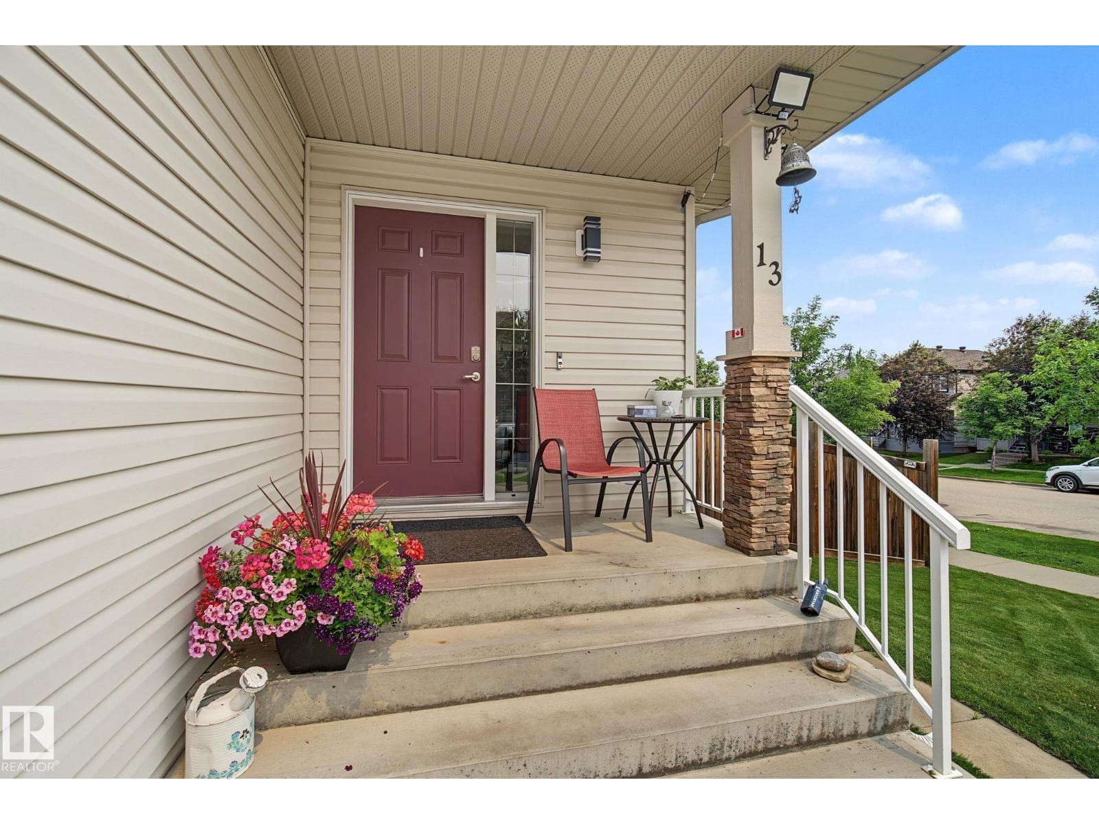 #13 85 SPRUCE VILLAGE DR West DR — photo 4