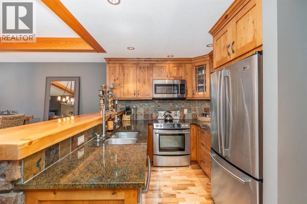 2207, 101B Stewart Creek Landing — photo 4