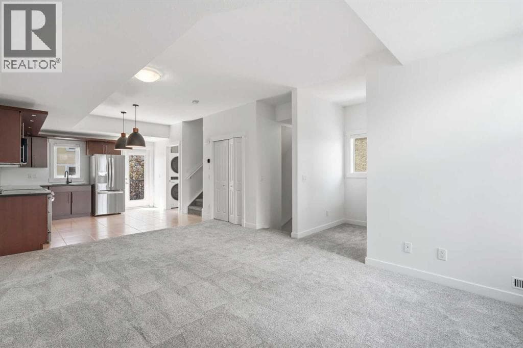122 west springs Road SW — photo 4