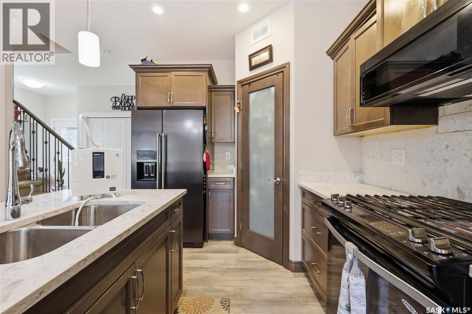 170 Palliser COURT — photo 5