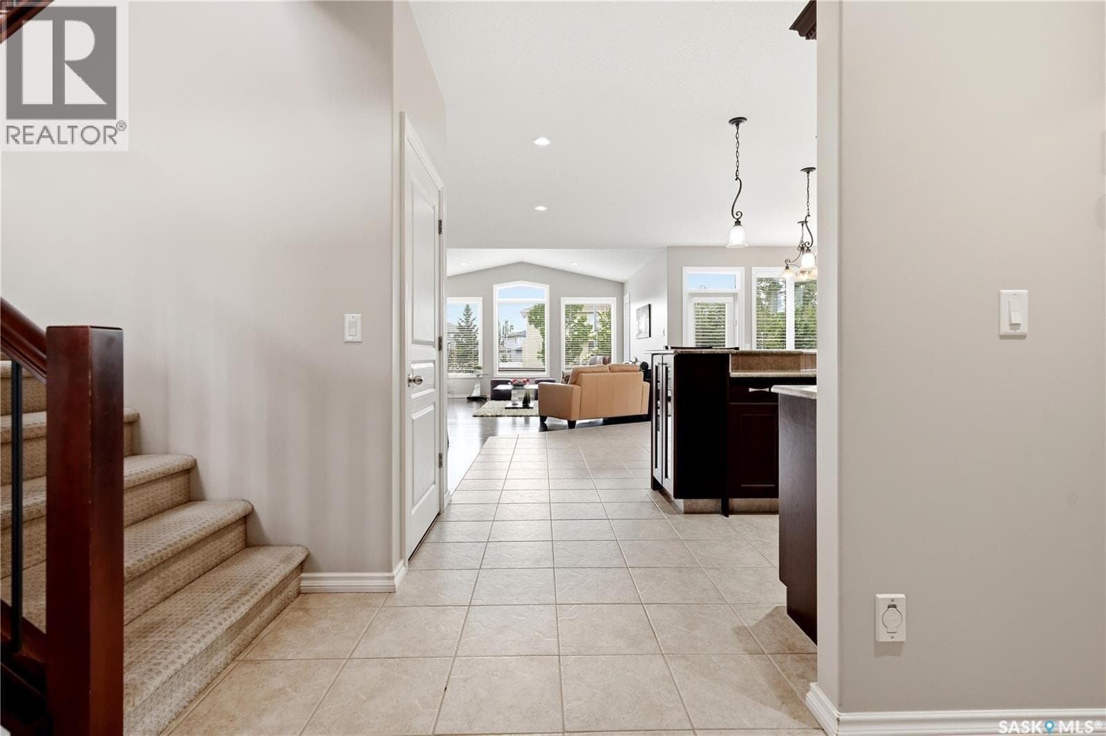 6178 WASCANA COURT WAY — photo 4