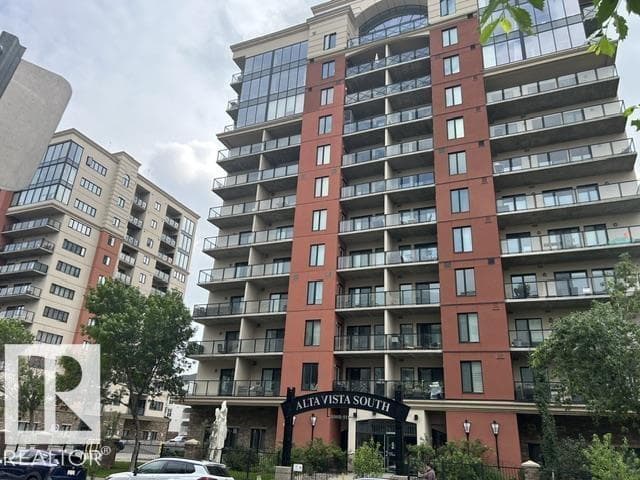 #710 10303 111 ST NW