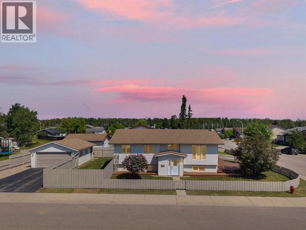 100 Caldwell Crescent