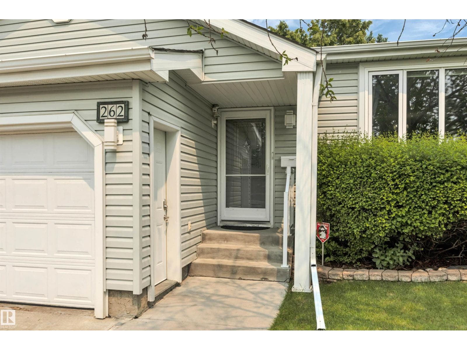 262 VISTA DR — photo 3