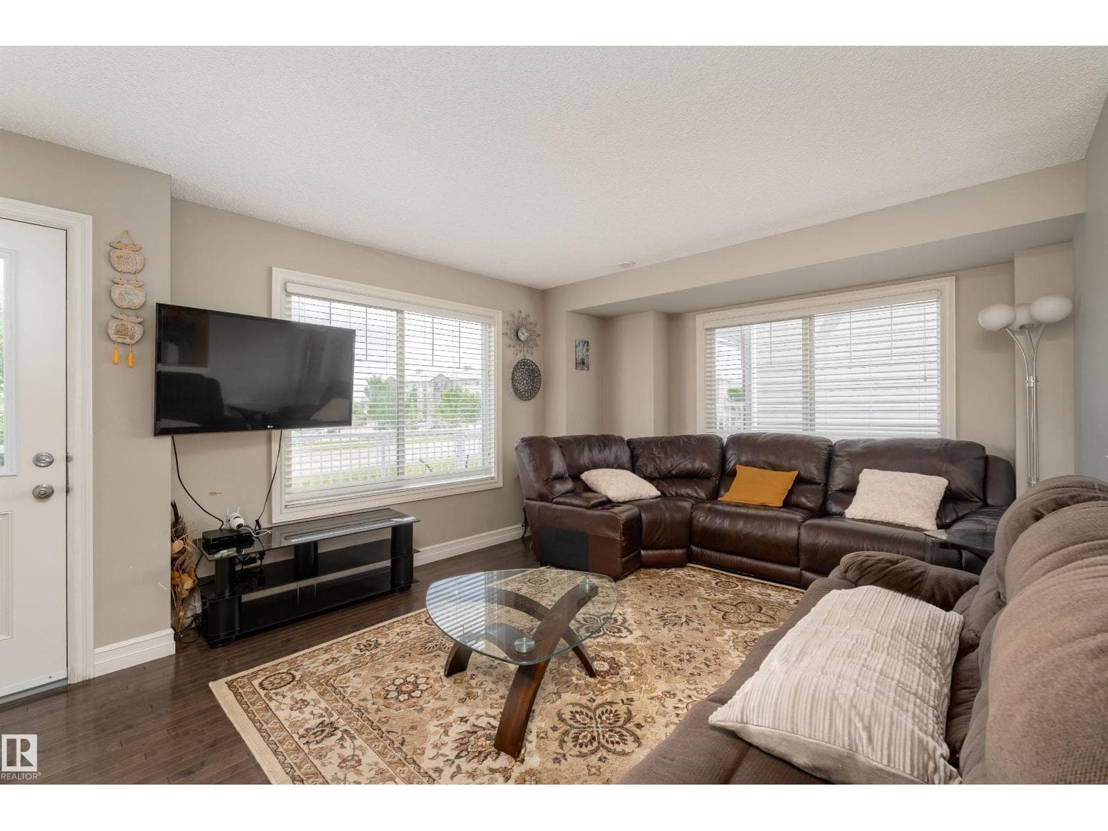 #46 655 TAMARACK RD NW — photo 2