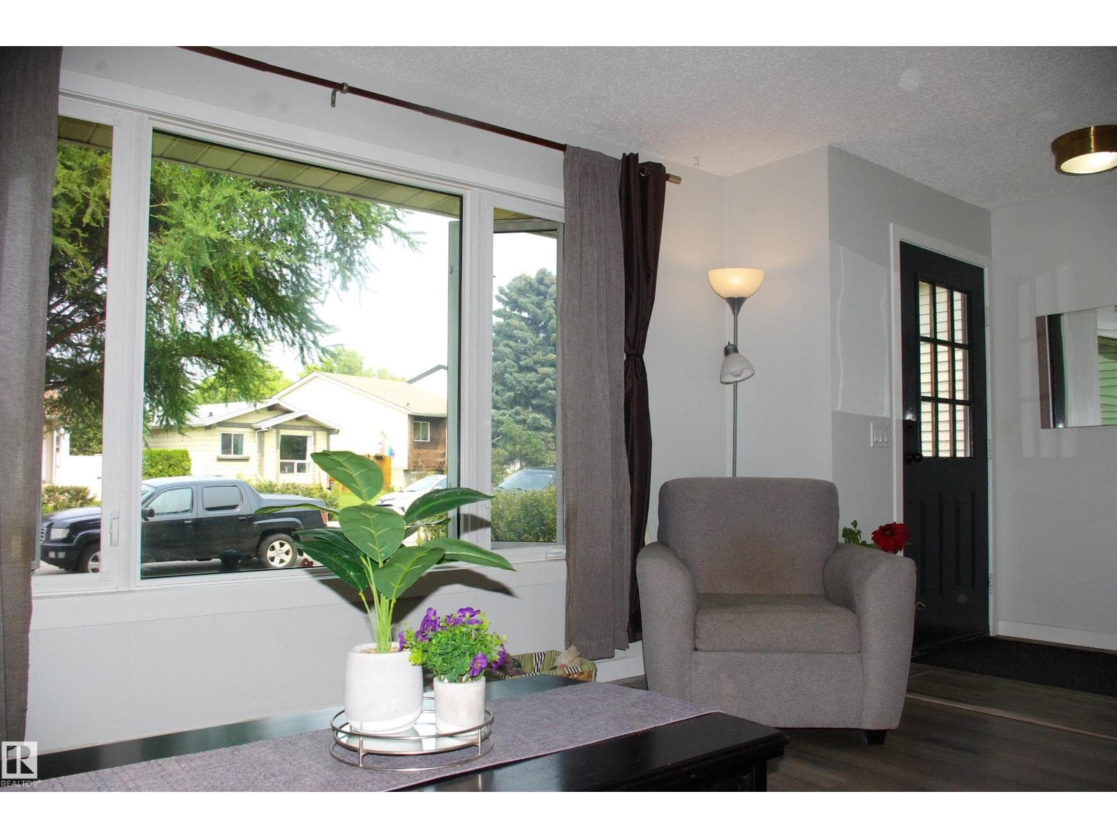 47 BIRCH DR — photo 4