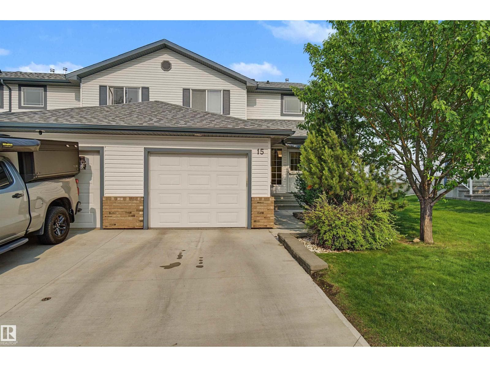 #15 450 HYNDMAN CR NW — photo 2