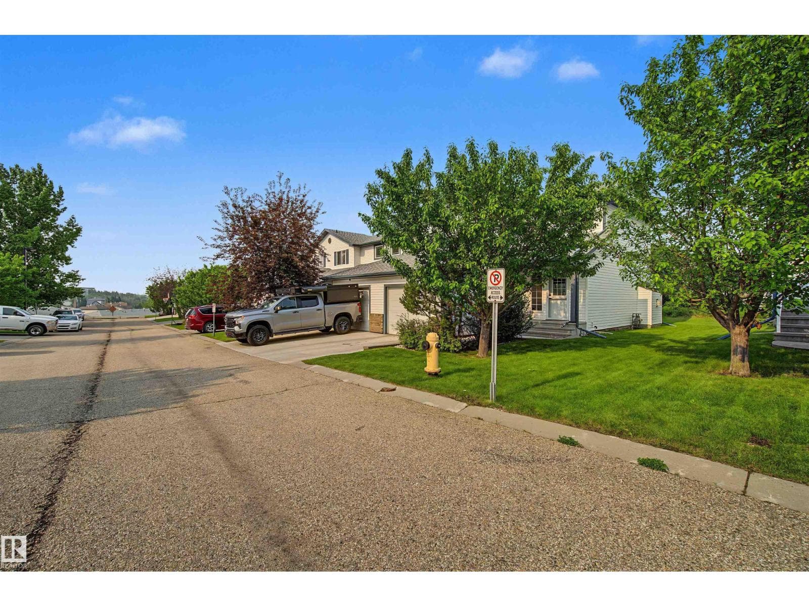 #15 450 HYNDMAN CR NW — photo 4