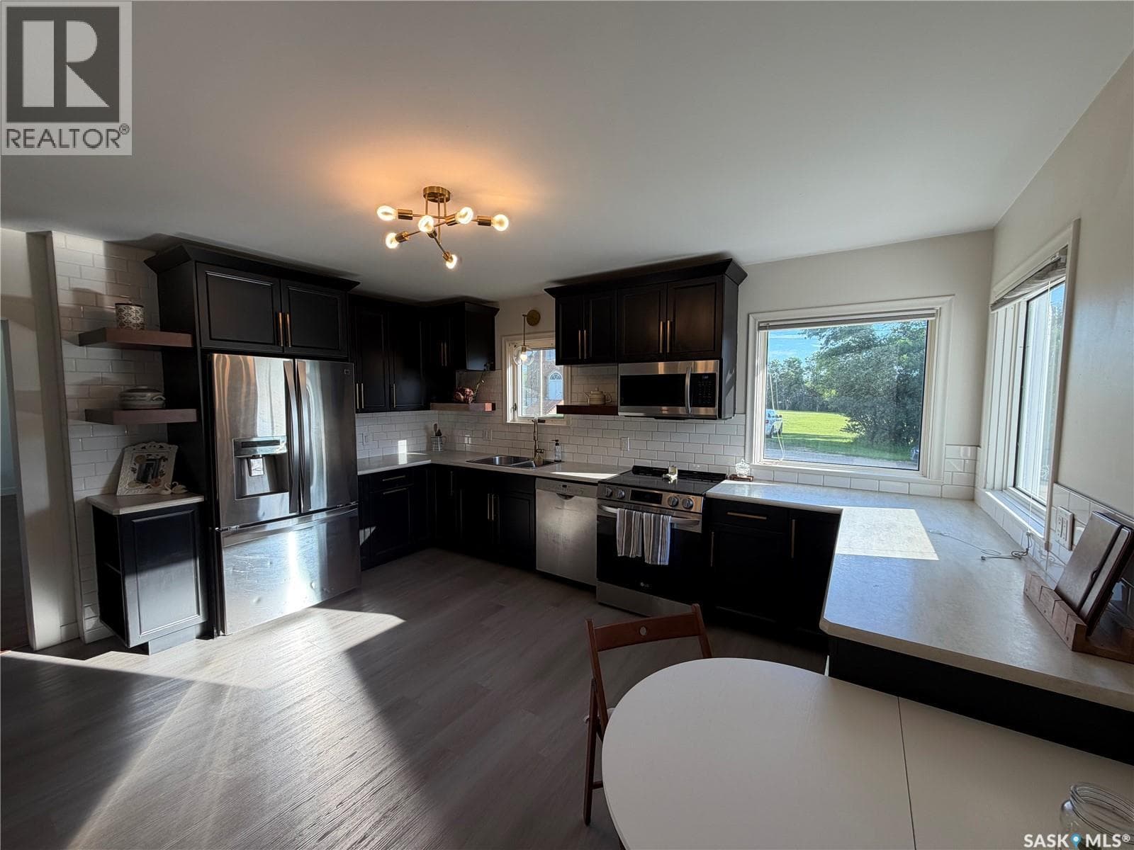 16 Woodhams AVENUE — photo 4