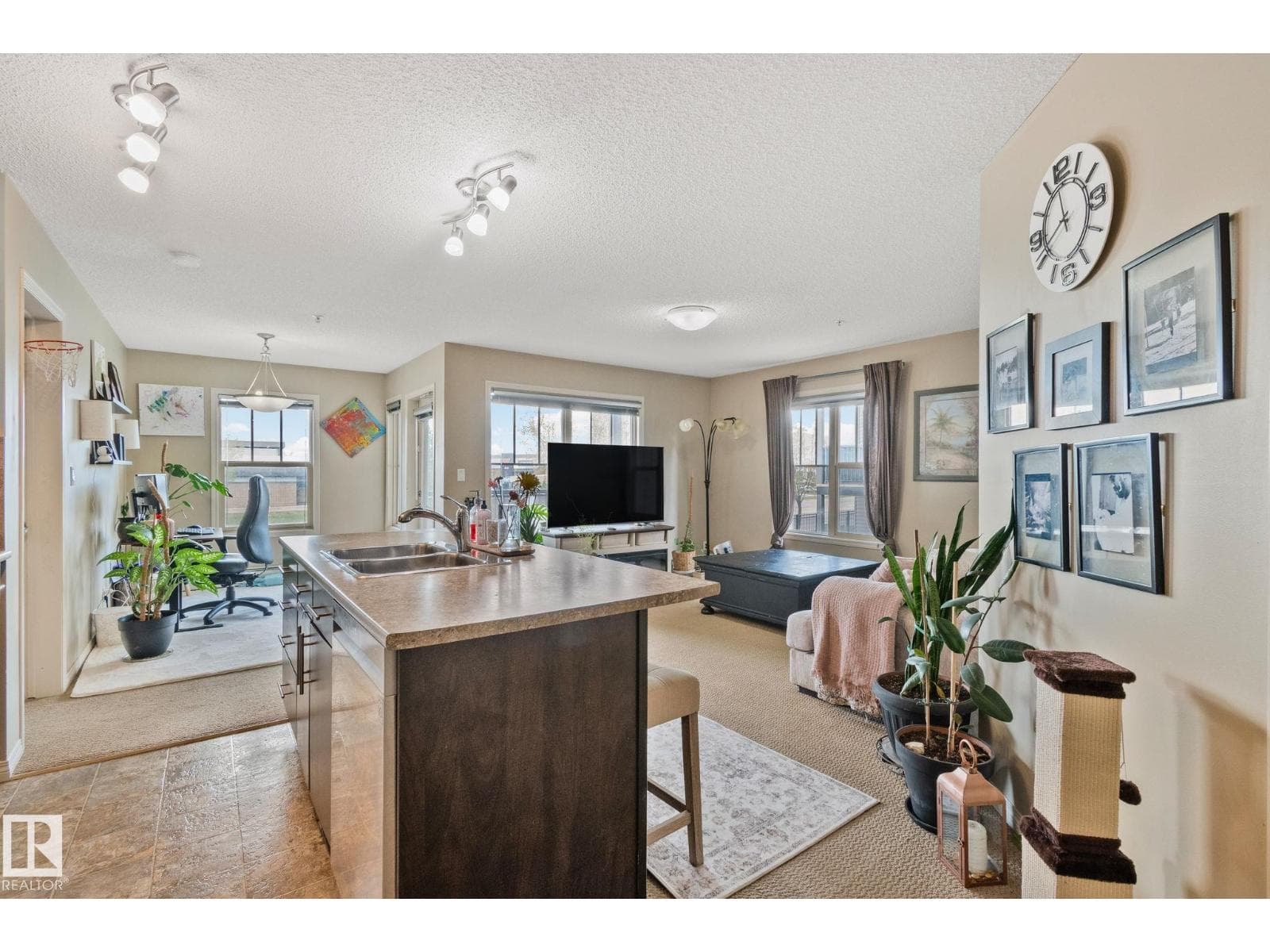 #206 103 Ambleside DR SW — photo 4