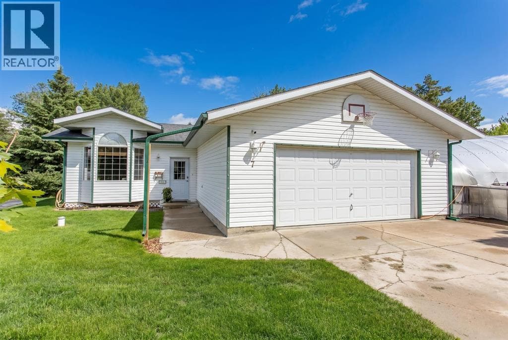 25, 41124 Range Road 282