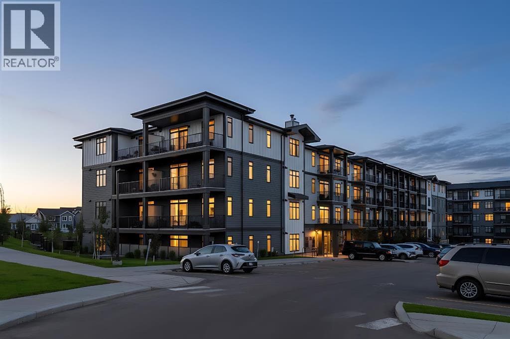 112, 40 Sage Hill Walk  NW