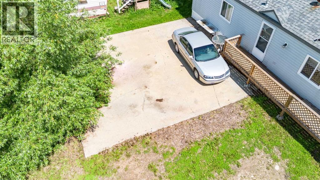 2 Elm Close — photo 5
