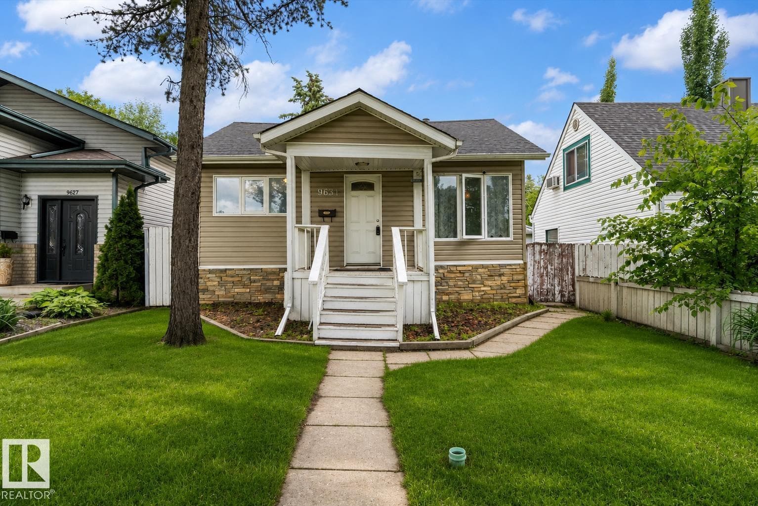 9631 78 AV NW