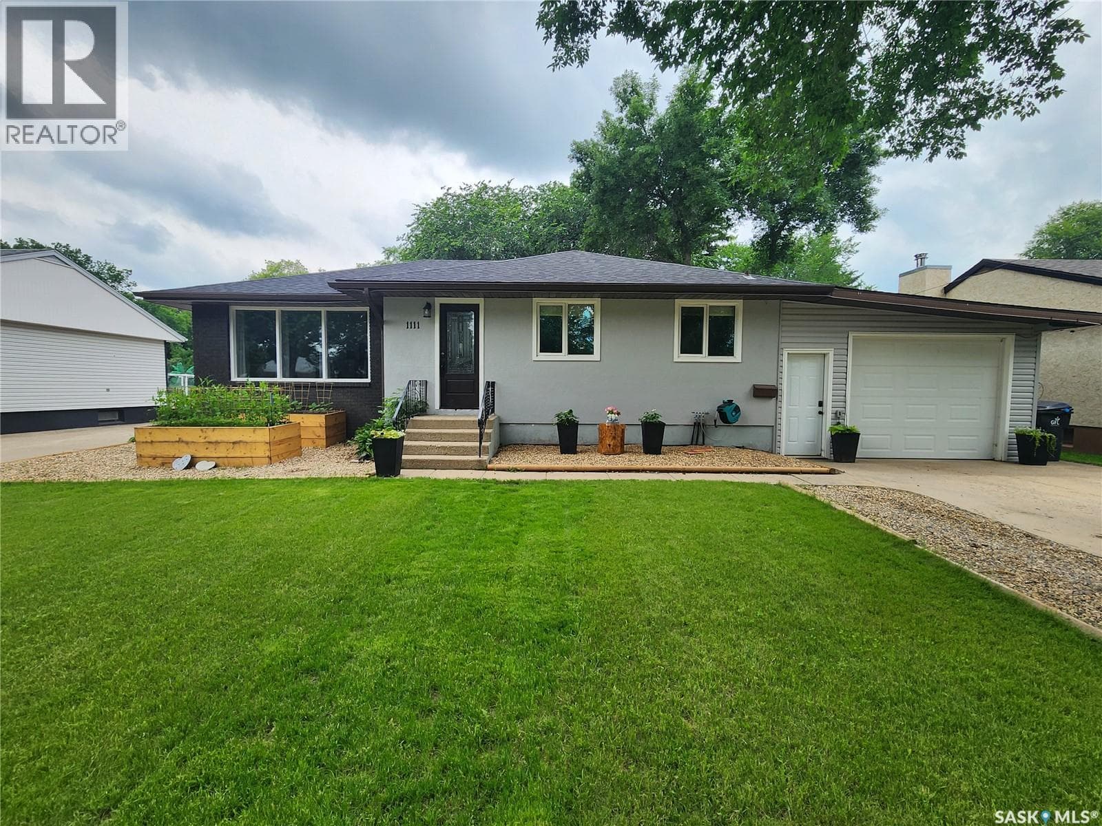 1111 Hudson ROAD