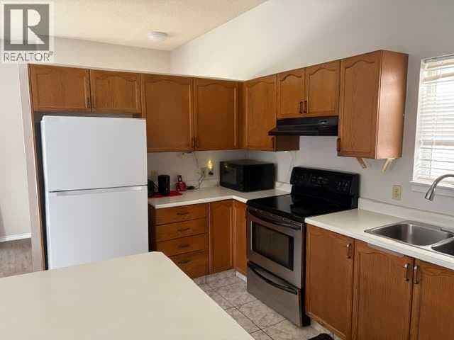6934 Laguna Way NE — photo 3