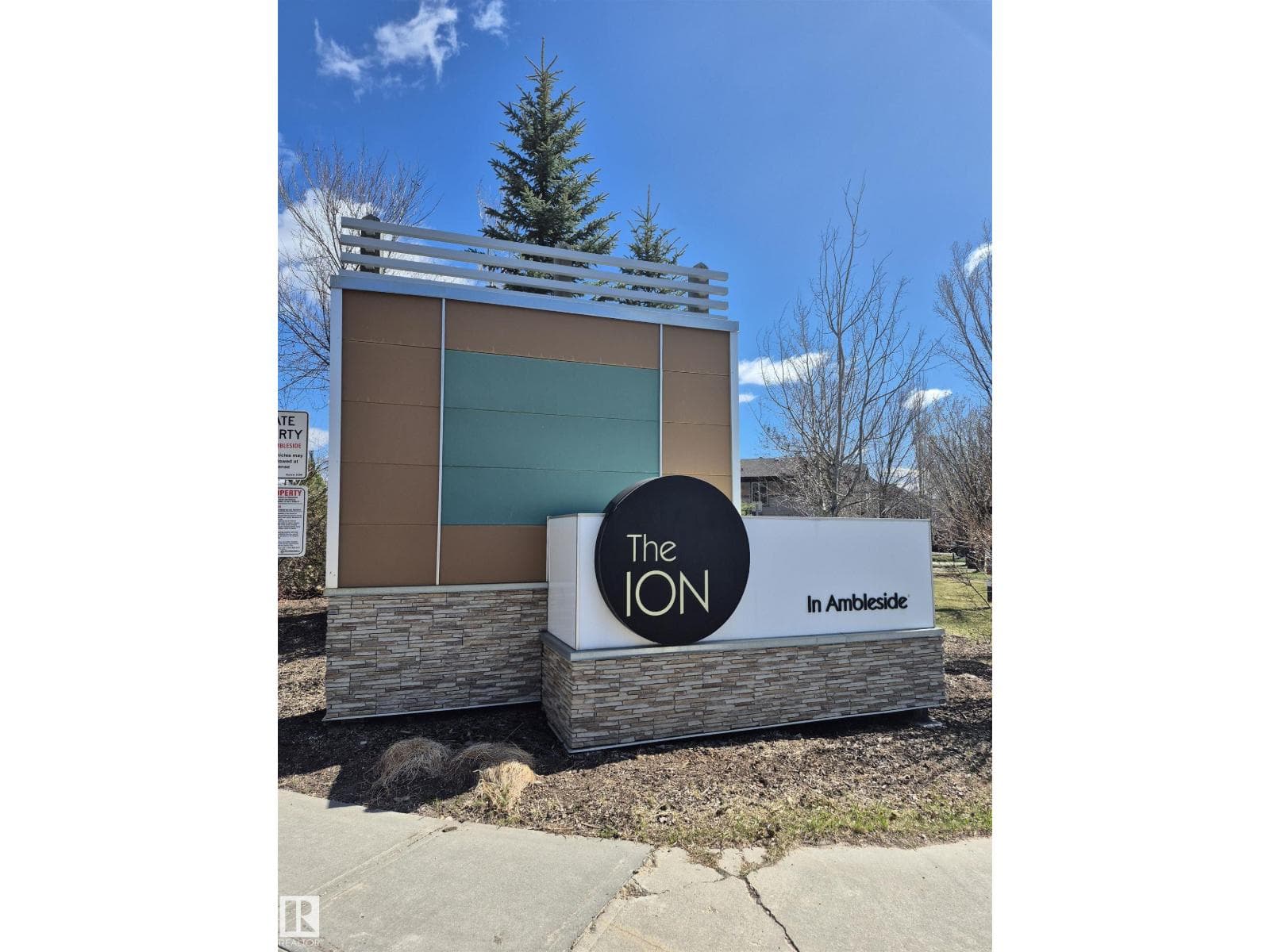 #112 2588 ANDERSON WY SW