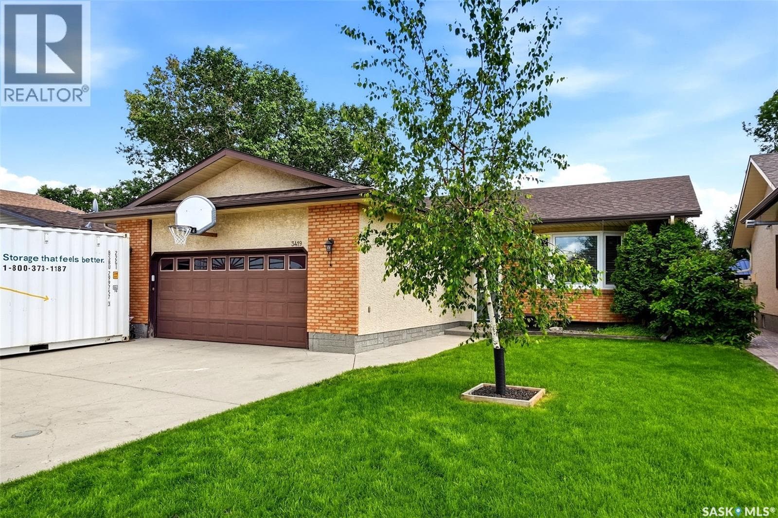3419 Olive GROVE