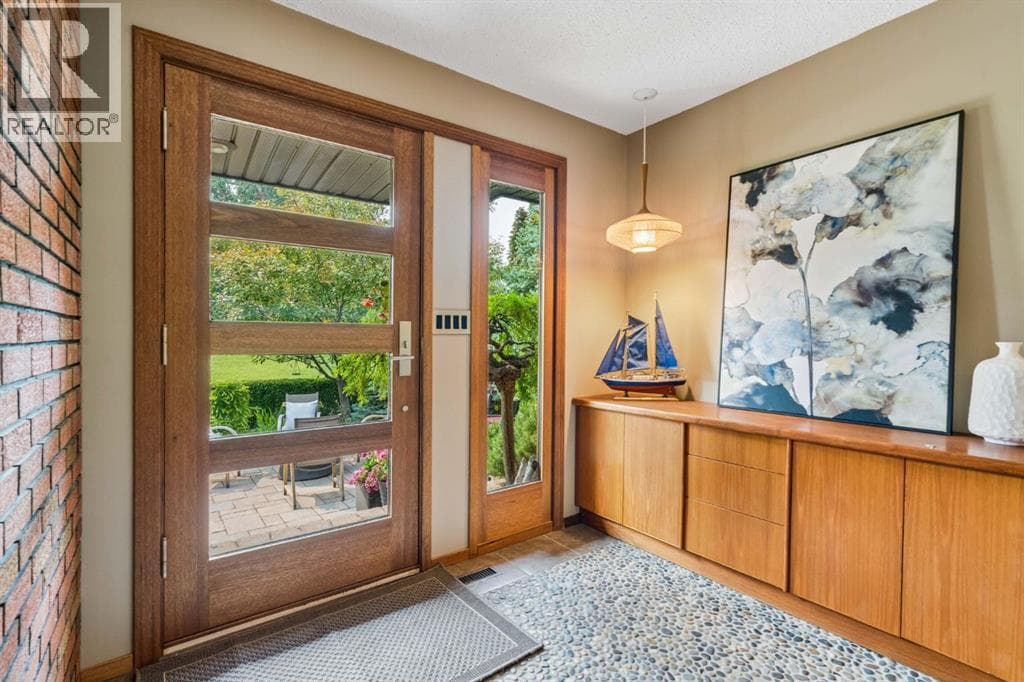 48 Flavelle Road SE — photo 5