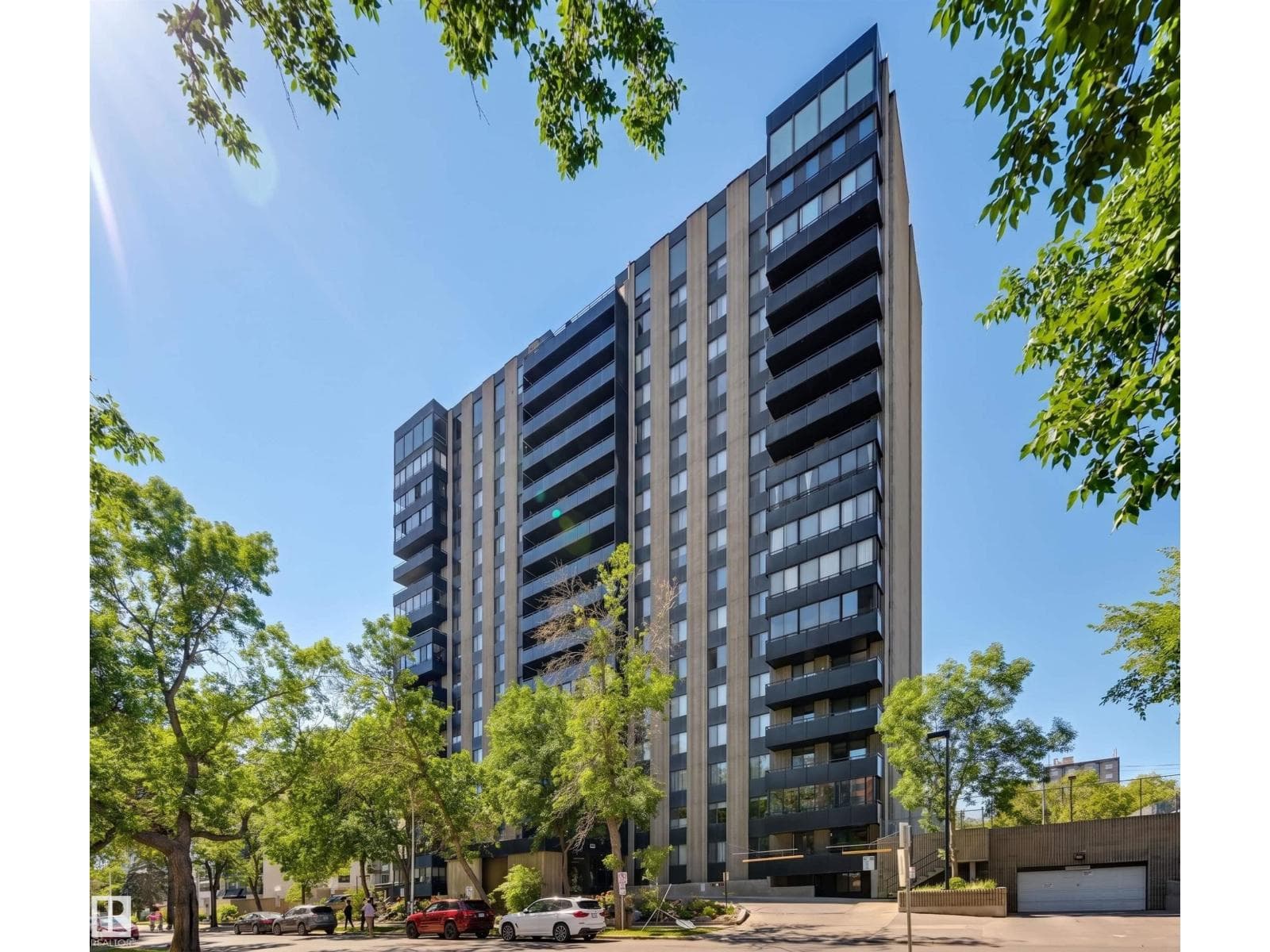 #903 10160 115 ST NW