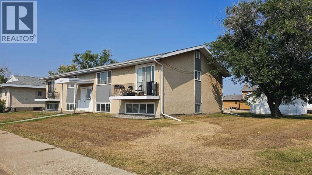 5017 WINDSOR Avenue — photo 2