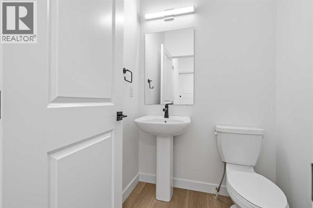 302 Baneberry Way SW — photo 3