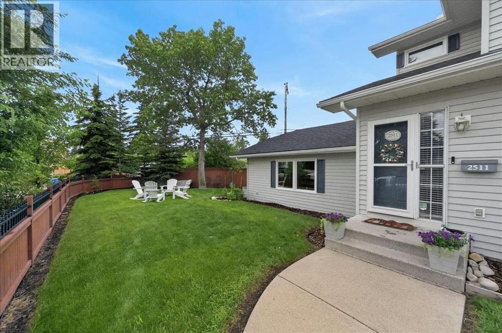 2511 Exshaw Road NW — photo 3