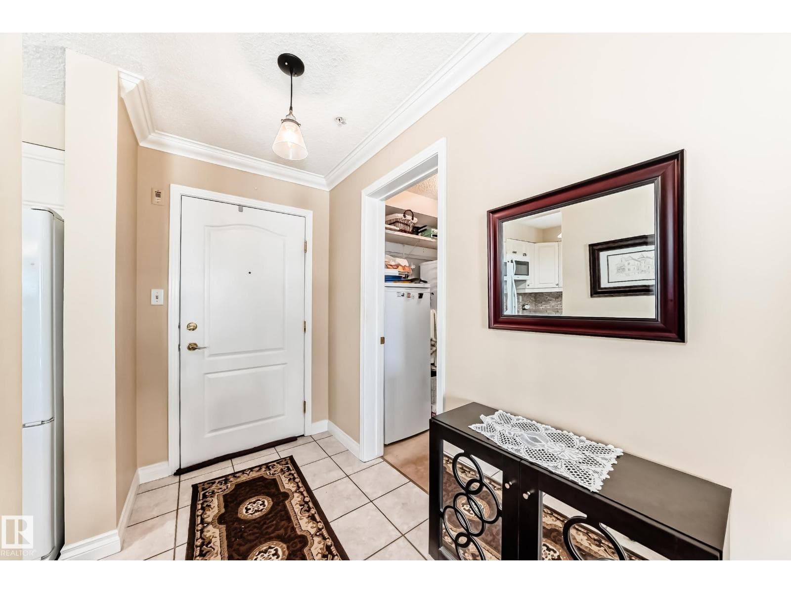 #304 17150 94A AV NW — photo 4