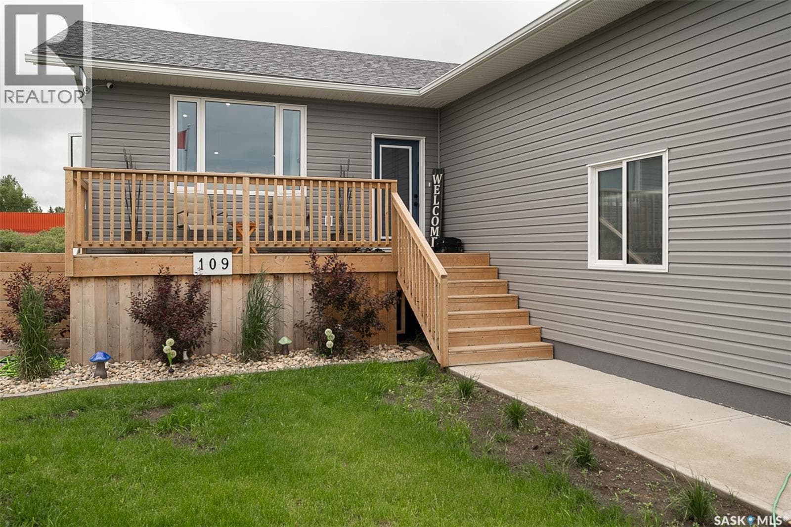 109 Poplar ROAD — photo 2