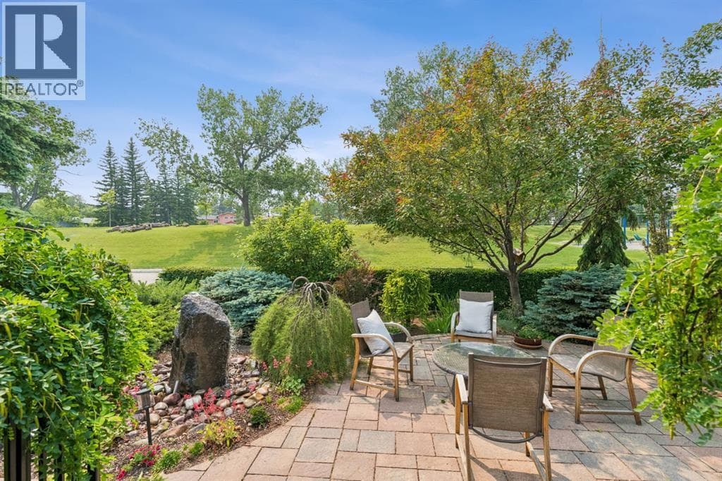 48 Flavelle Road SE — photo 3