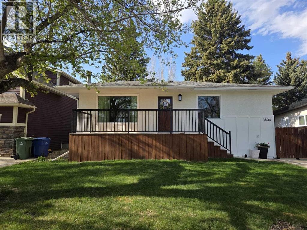 1804 22 Avenue — photo 2
