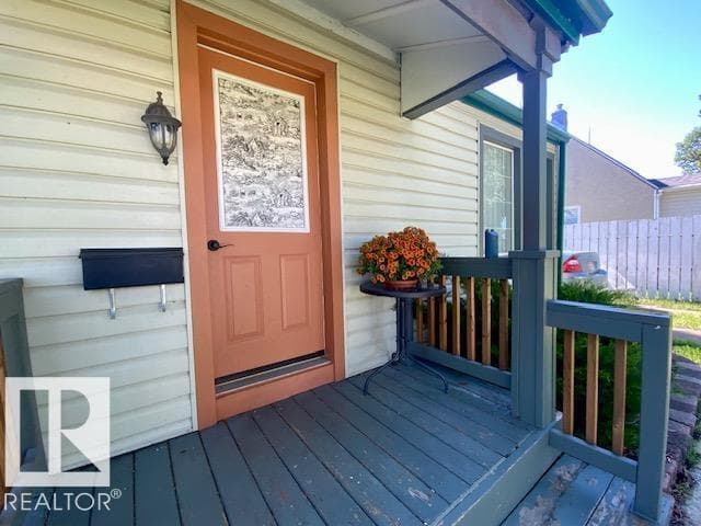 5417 48 ST — photo 5
