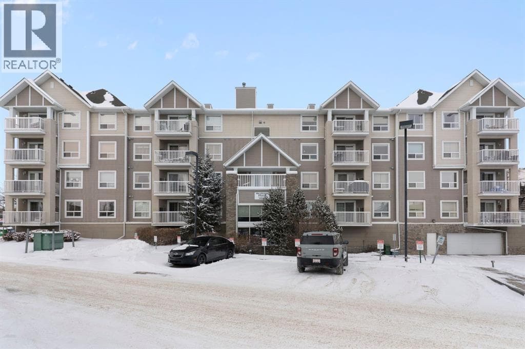 301, 128 Centre Avenue