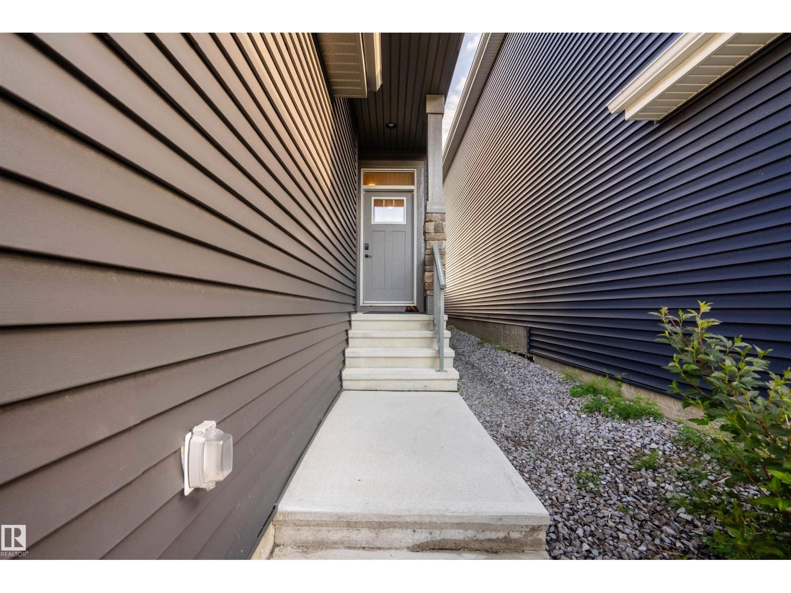 1091 EATON RD NW — photo 4