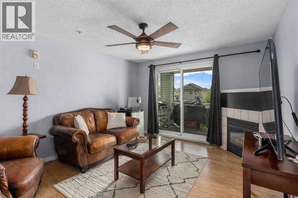 1303, 604 8 Street SW — photo 3