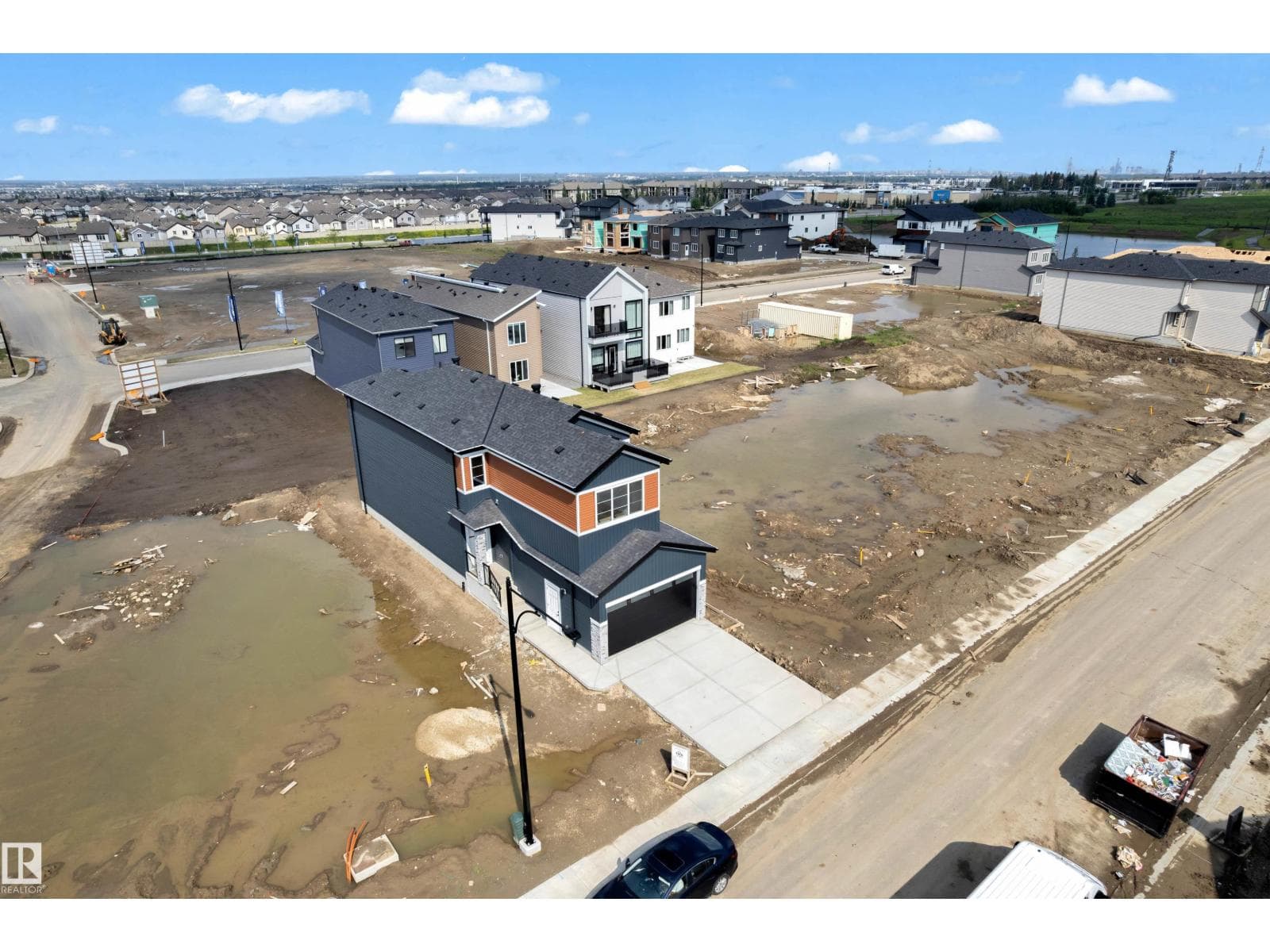1912 48 ST SW — photo 3