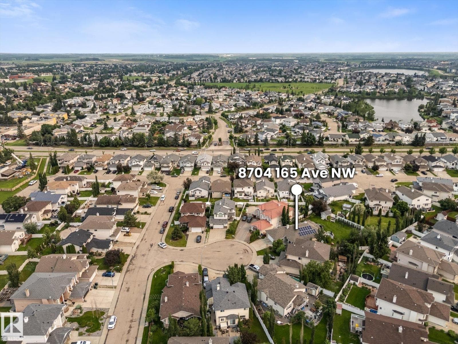 8704 165 AV NW NW — photo 5