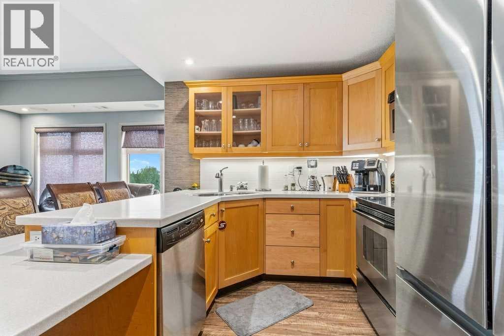 401, 5100 Lakeshore Drive — photo 5