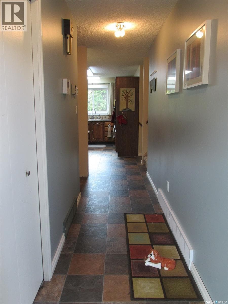 904 Centre STREET — photo 4