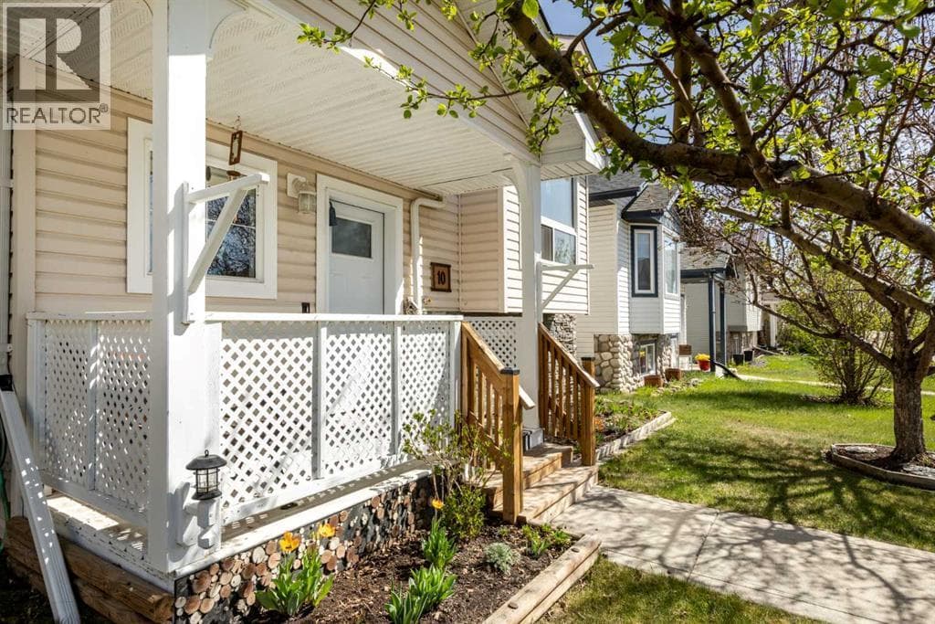 10 Hawthorne Way — photo 3