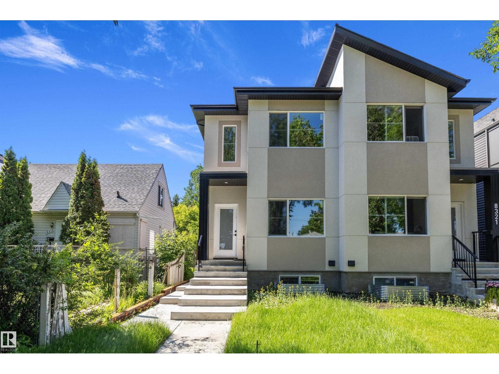 8319 81 AV NW NW — photo 2