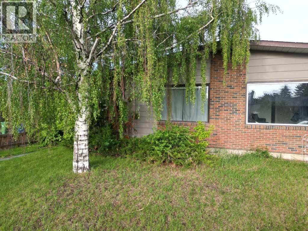 59 Nichols Crescent — photo 2