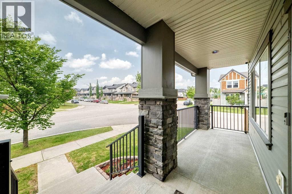 41 Skyview Ranch Manor NE — photo 3