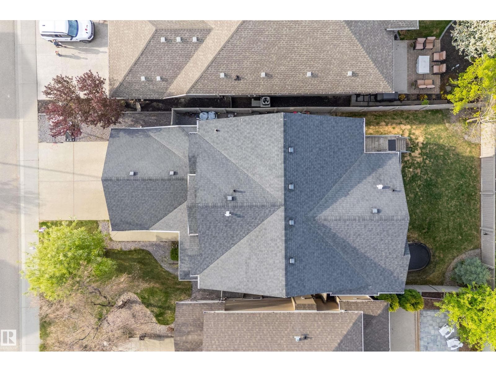 6411 MANN CT NW — photo 3