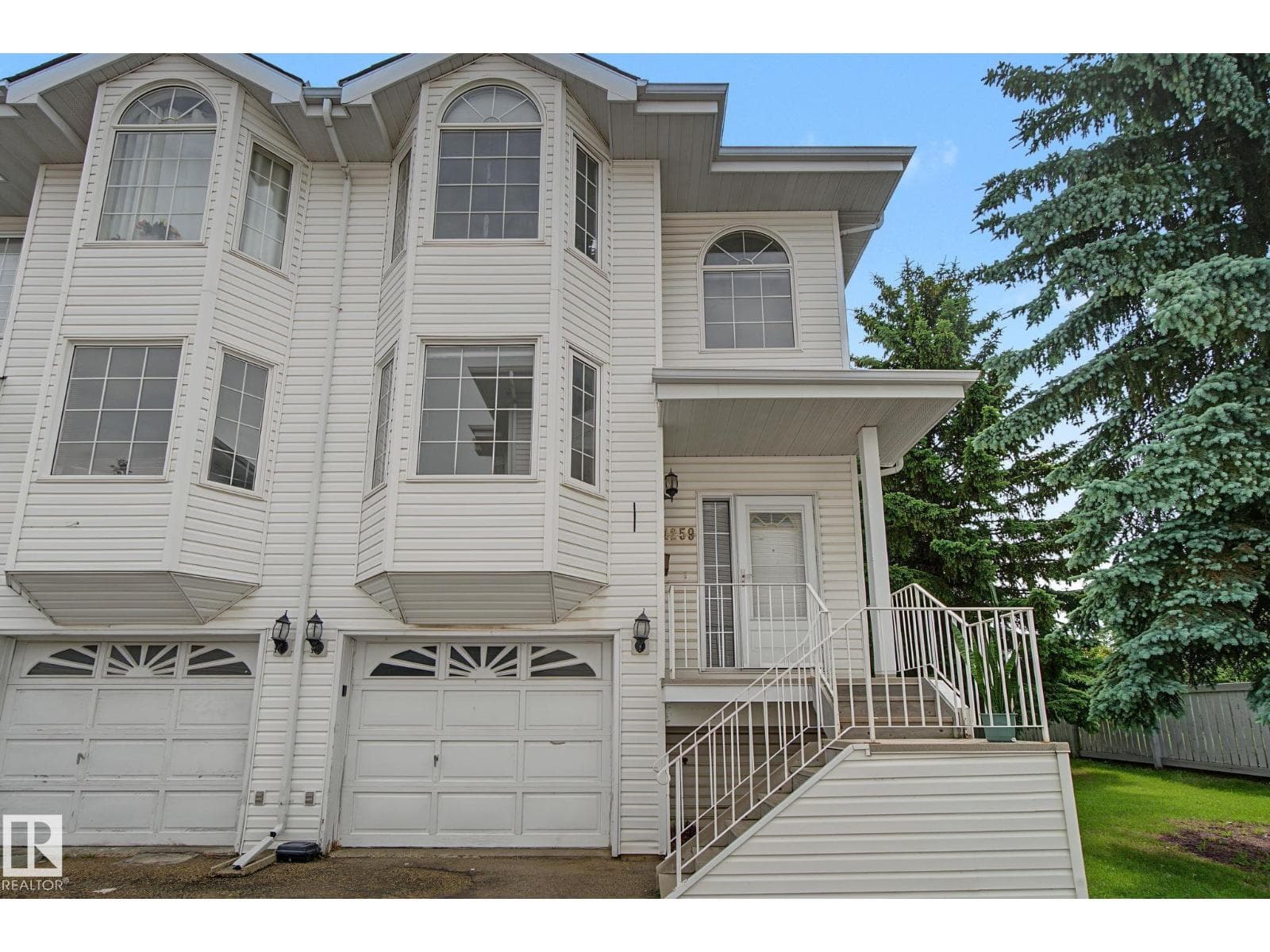 4259 29 AV NW